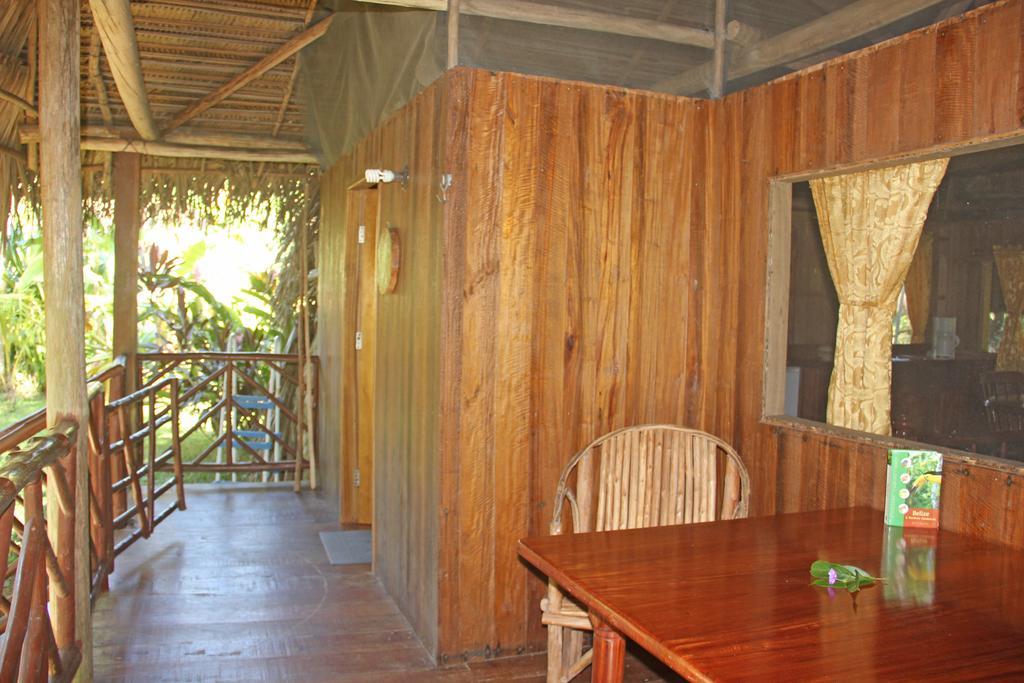 Sun Creek Lodge Punta Gorda Ruang foto